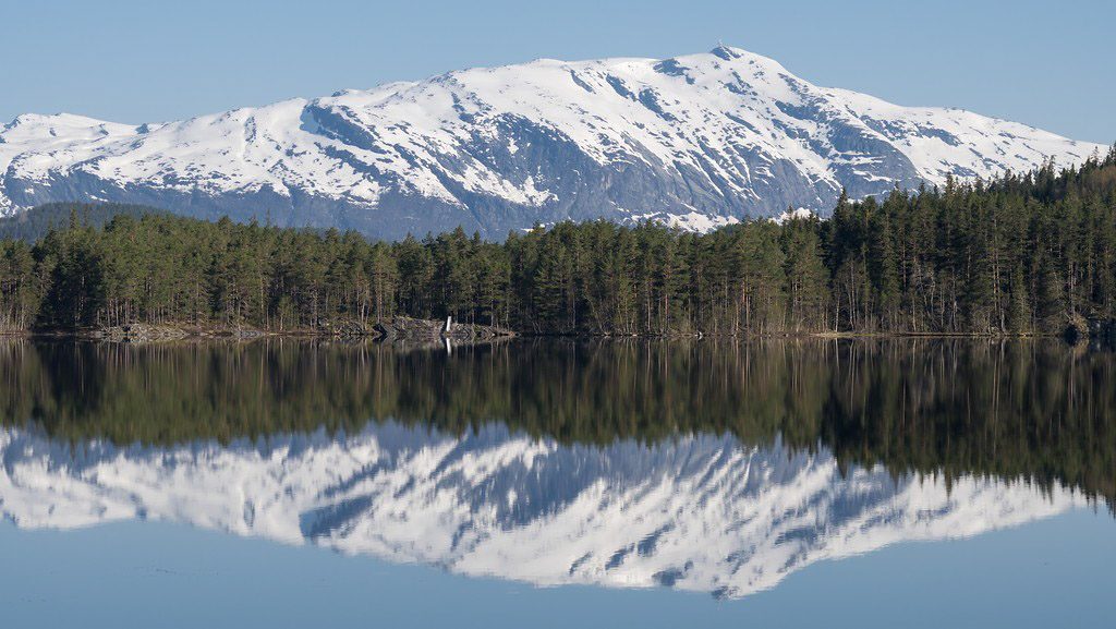 Nationaal Toeristische Routes - Uitzicht over water in Hardanger